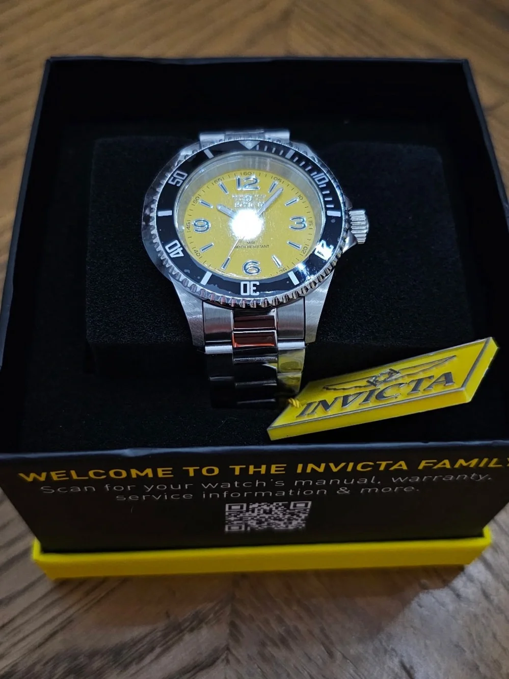 Invicta Specialty Rowan Stainless Steel Dive Watch Unisex 40mm